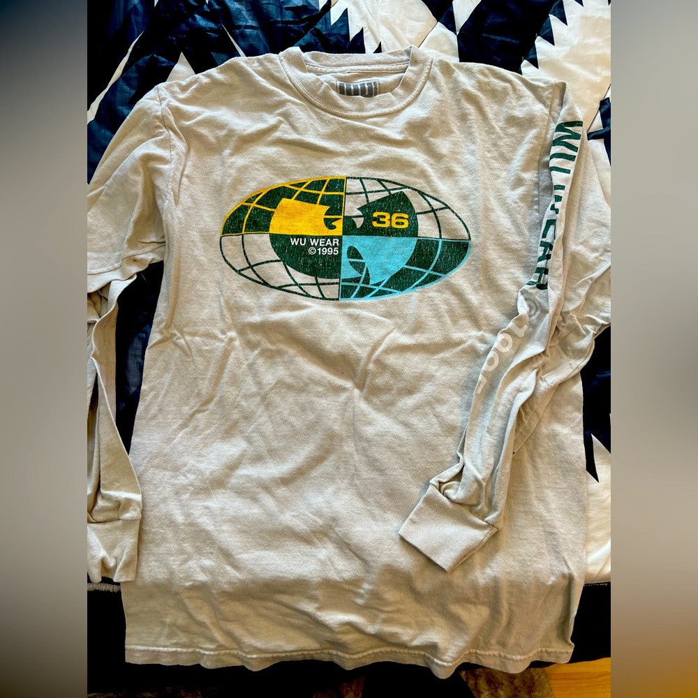 Wu Wear long sleeve shirt small men’s Wu Tang Clan